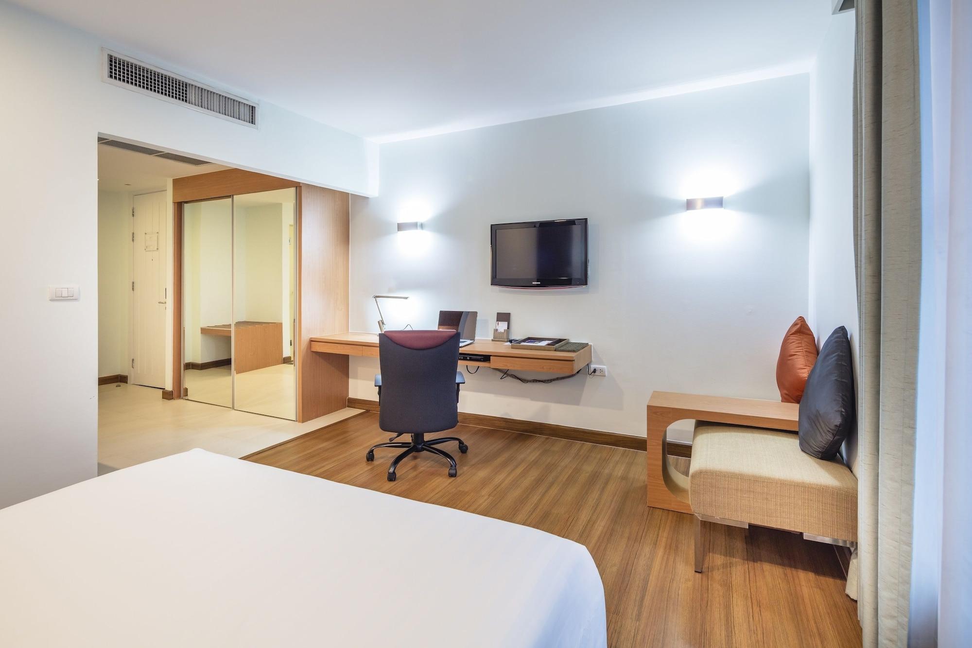 מלון Solo, Sukhumvit 2, - Sha Extra