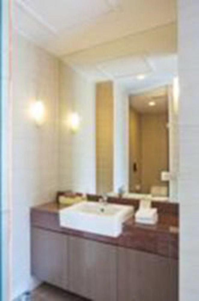 Solo, Sukhumvit 2, - Sha Extra מלון